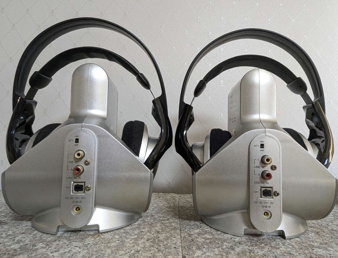 2台セット　デジタルコードレスサラウンドヘッドホン　RP-WH5000 T