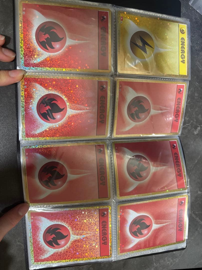 【最終値下げ】ポケモンカード Classic デッキ(リザードン、ピカチュウ等)