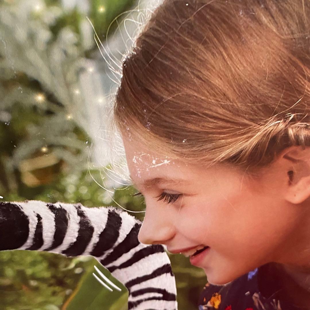 ファーリアル　ロアーリングアイボリー タイガー 新品　限定版　レア