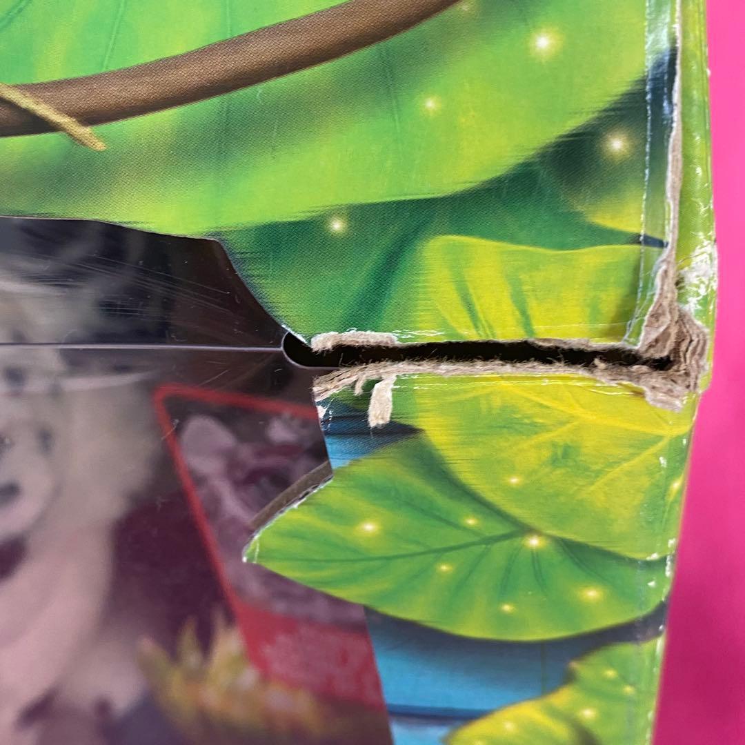 ファーリアル　ロアーリングアイボリー タイガー 新品　限定版　レア