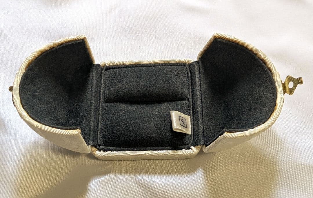 Kaze　yoshinobリングケース美品