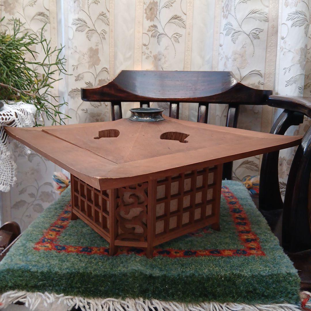 木製の電気の傘