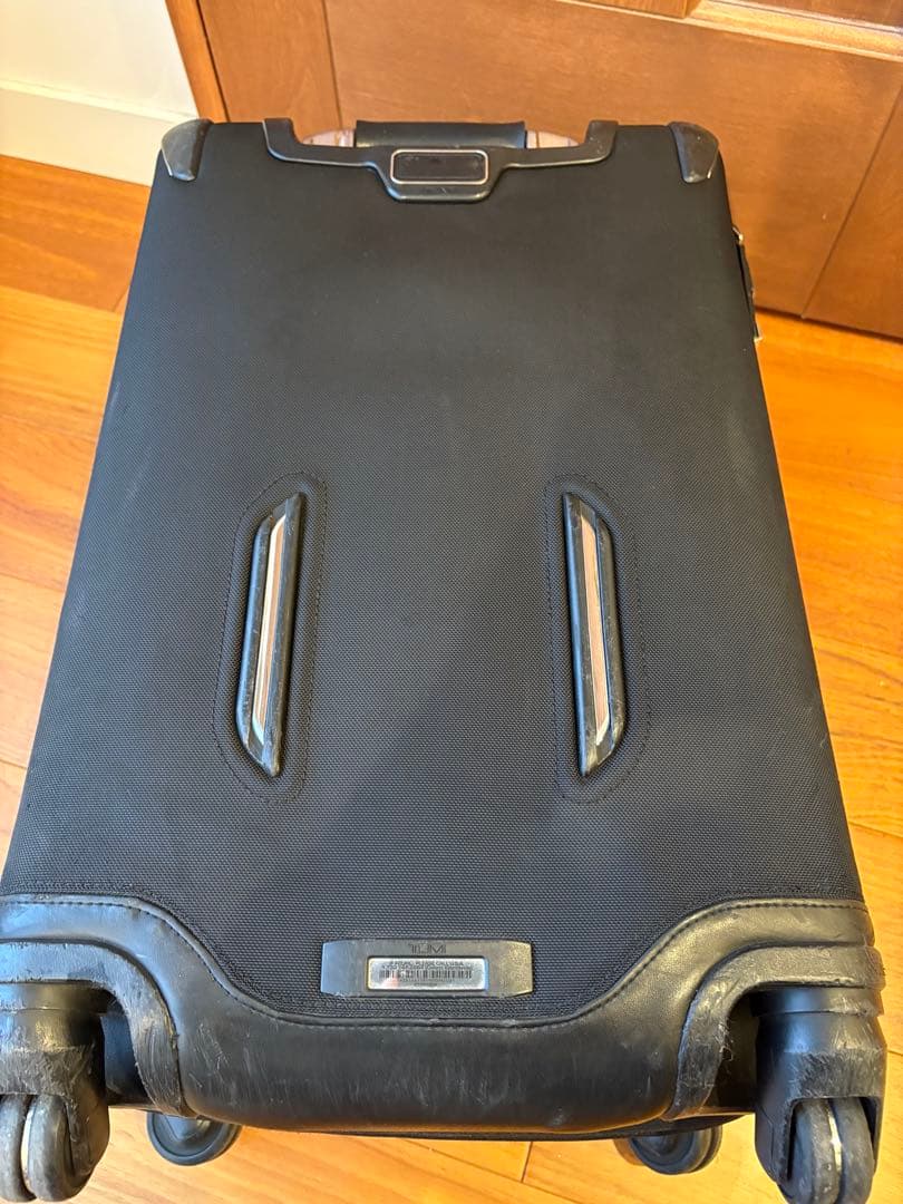 TUMI トゥミ　機内持ち込み可　エグゼクティブ　スーツケース　255060D2