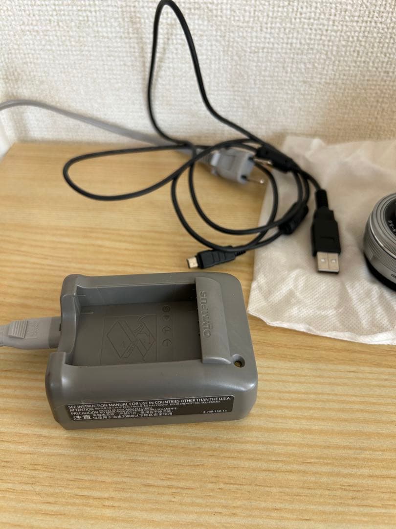 Olympus PEN E-PL9 シルバー 本体