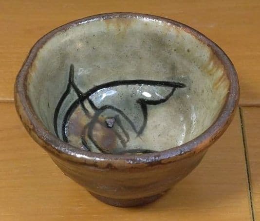 人間国宝 金城次郎 ぐい呑 栞 共箱 美品 やちむん 壺屋焼 壷屋焼 紐付箱