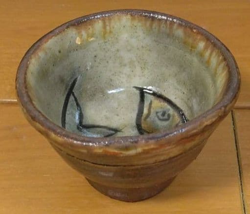 人間国宝 金城次郎 ぐい呑 栞 共箱 美品 やちむん 壺屋焼 壷屋焼 紐付箱