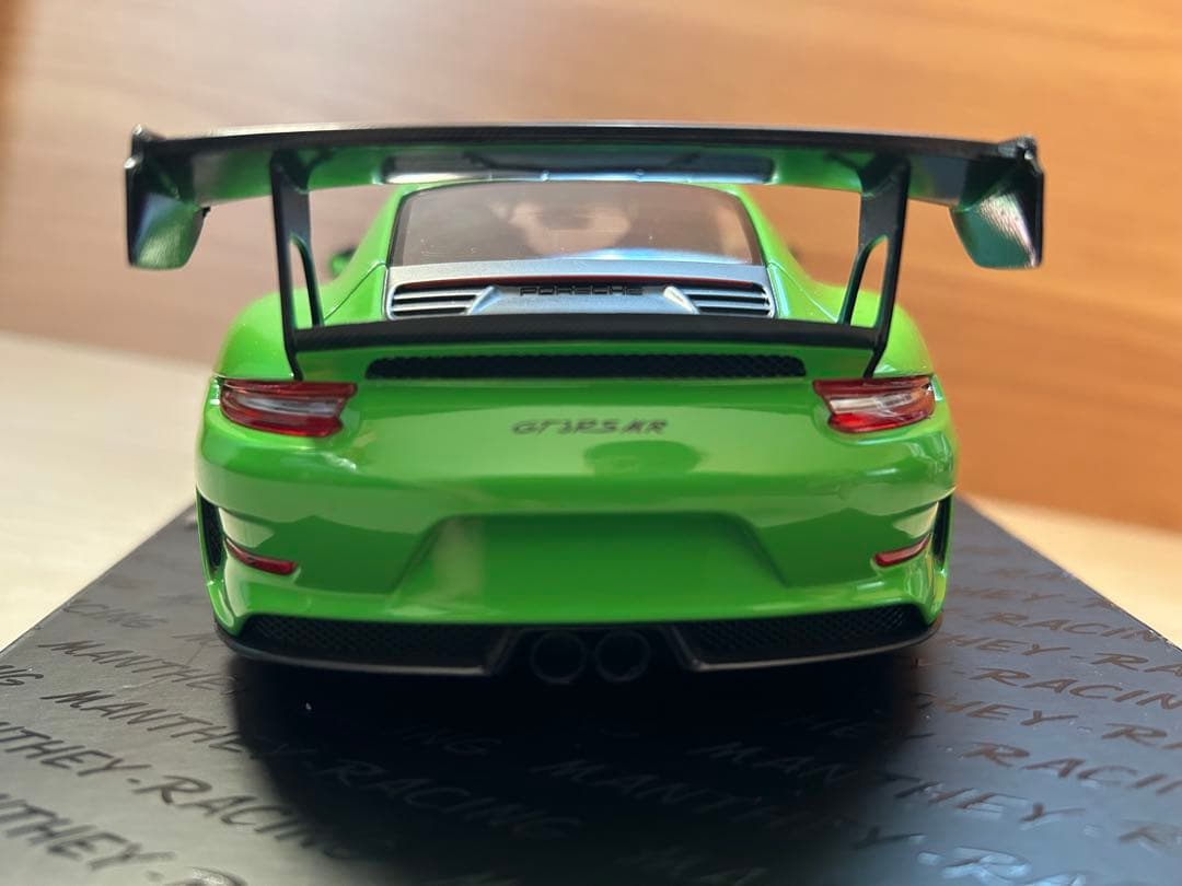 1/18 ポルシェ911GT3 RS MR