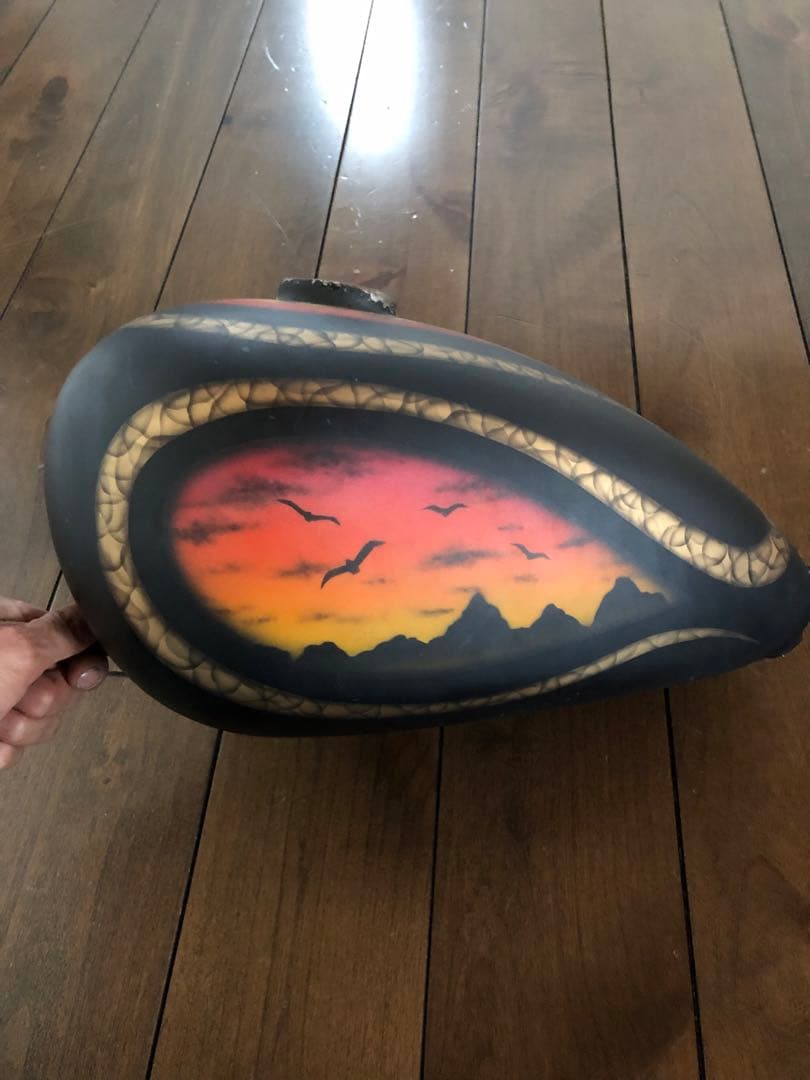 ピーナッツタンク　ショベル／パン／ナックル