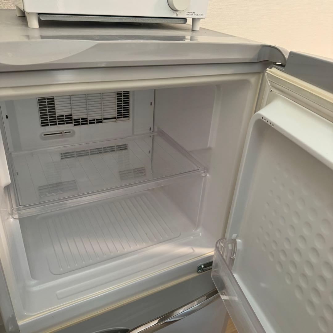 三菱冷蔵庫 MR-14EV6-S 136L