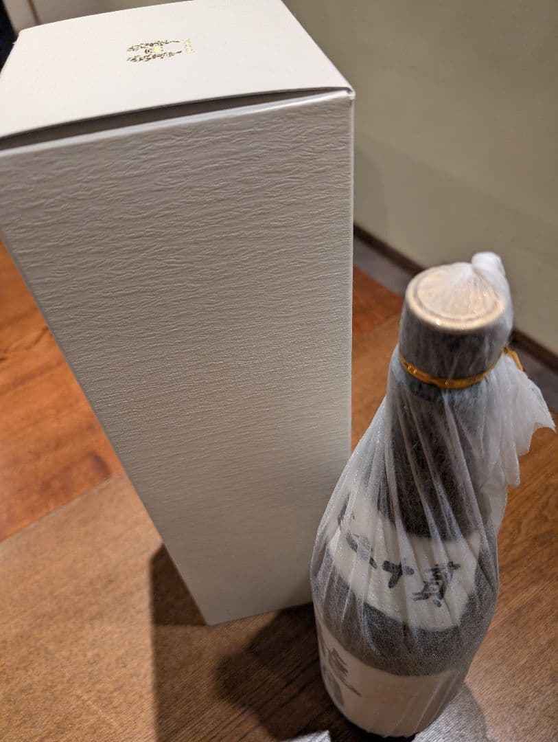 【空箱•空瓶】①十四代 龍月 1800ml