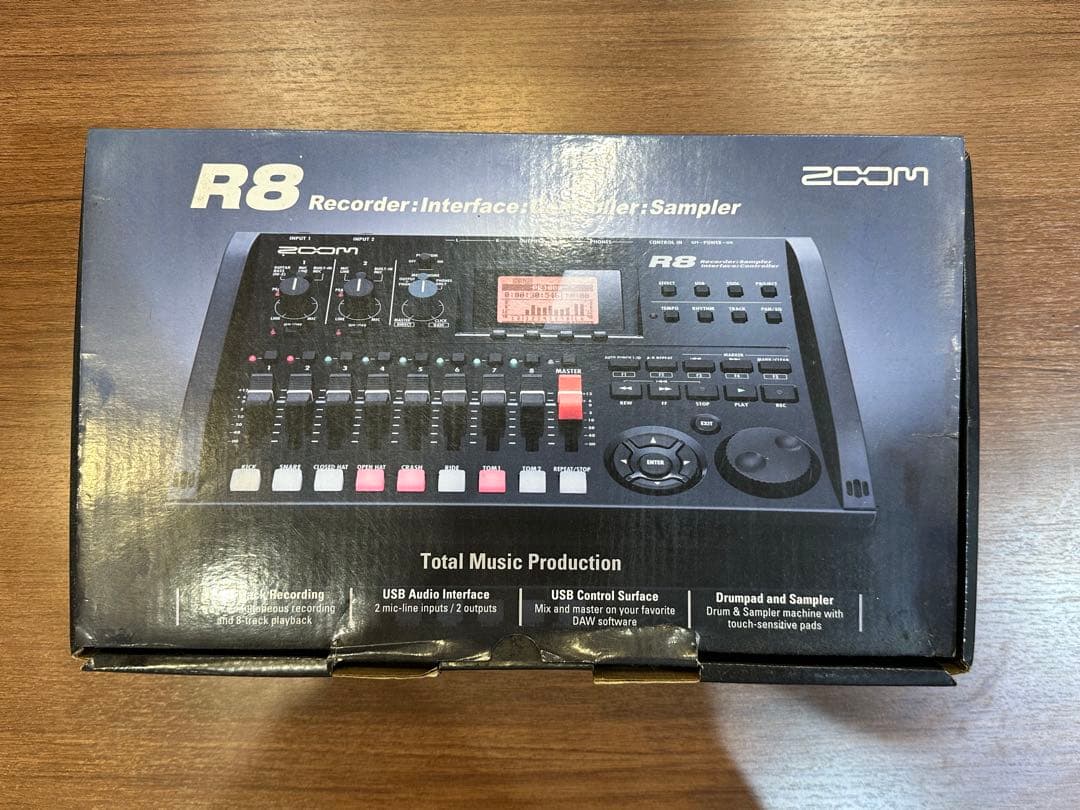 y*3様 未使用保管品 ZOOM R8 マルチトラックレコーダー