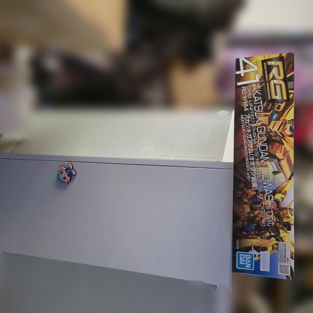 ロボット RG AKATSUKI GUNDAM 1/144 BANDAI