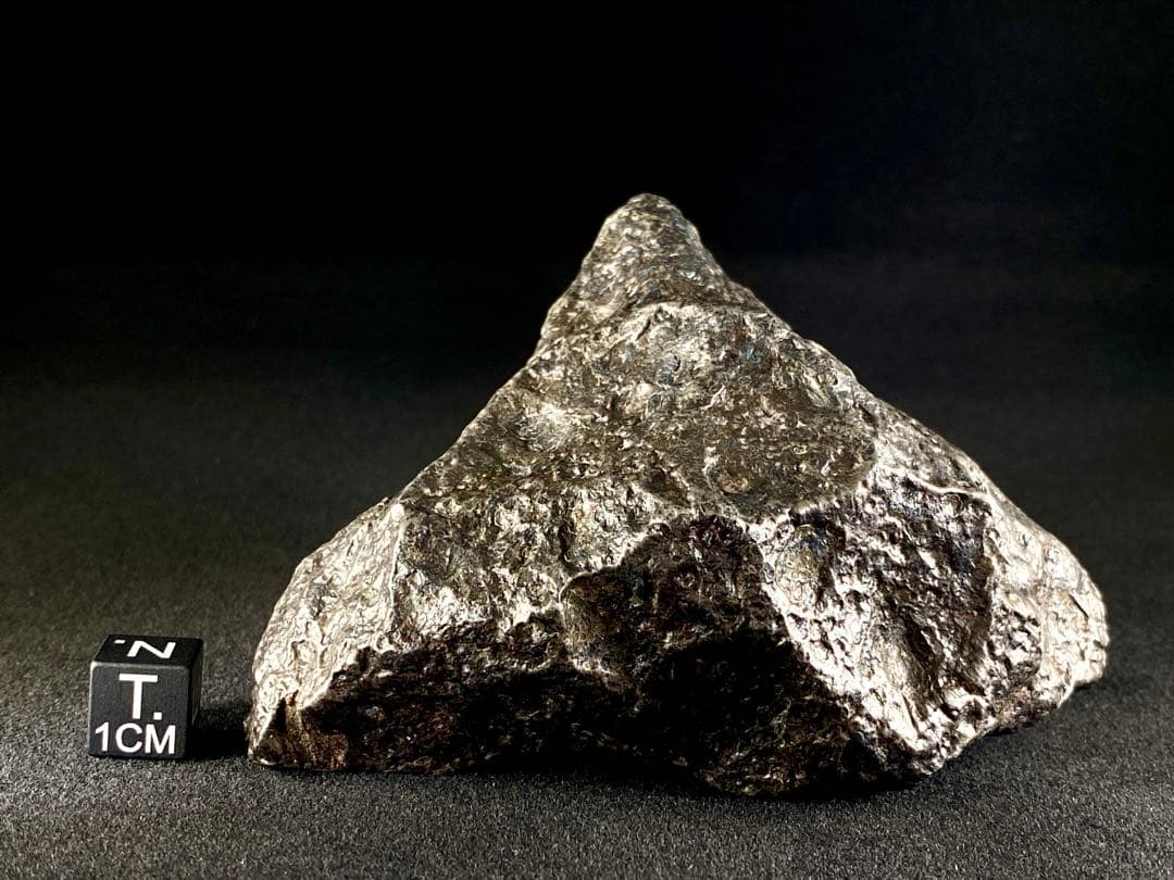 1025g カンポデルシエロ 鉄隕石 天然石 宇宙 パワーストーン 鉱物標本