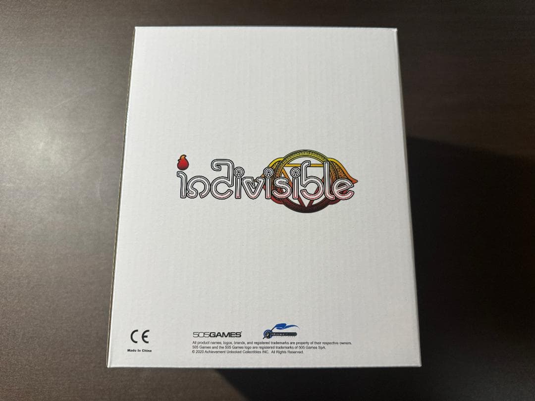 フィギュア　Indivisible スタチュー