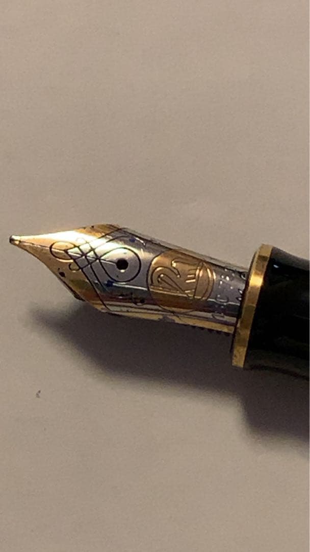 ペリカン スーベレーン 万年筆　黒