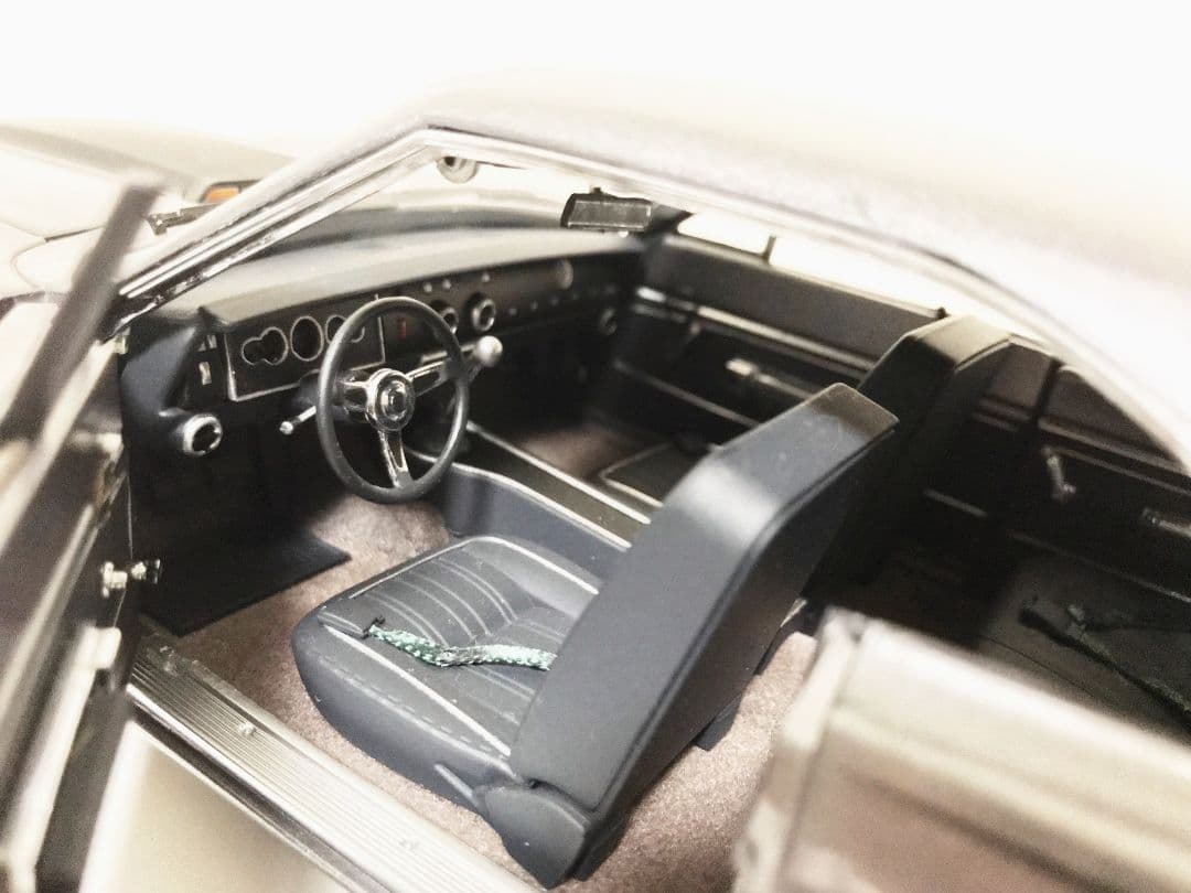 GMP/'70 Plymouthプリムス RoadRunner 1/18