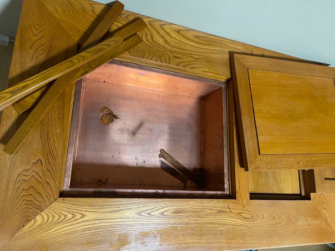 囲炉裏　囲炉裏テーブル　長火鉢　火鉢　囲炉裏座卓