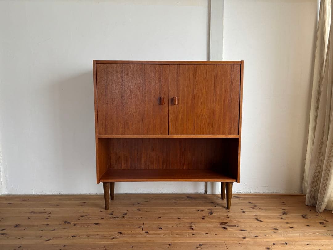 pmwolves　北欧ヴィンテージ　デンマーク　キャビネット