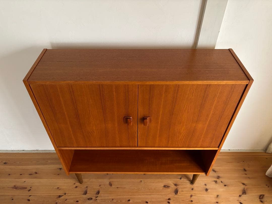 pmwolves　北欧ヴィンテージ　デンマーク　キャビネット