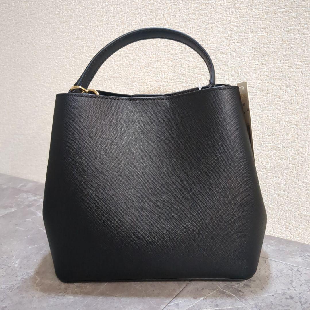 グミ極美品☆Michael Kors ブラック PRATT レザー ショル
