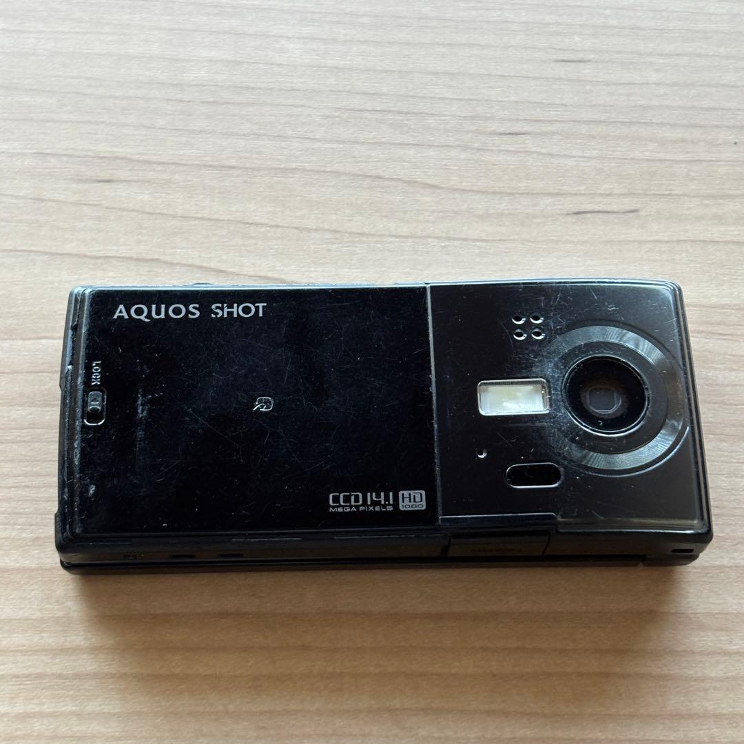 シャープ アクオス ドコモ SH-01C ブラック 携帯電話 パカパカ