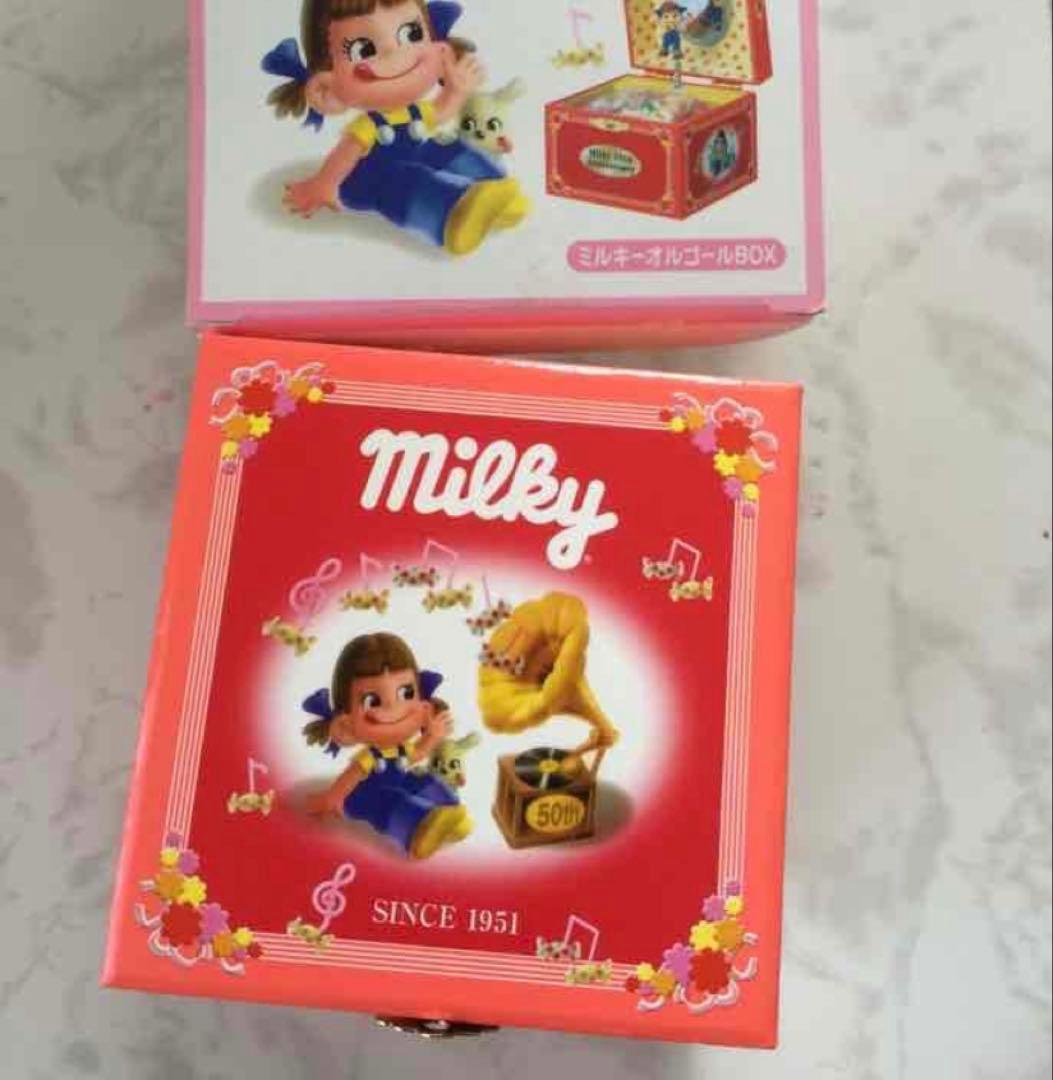 ペコちゃんフィギュア 未開封　時計　オルゴール　まとめ売り　年明けおまけ付き‼️