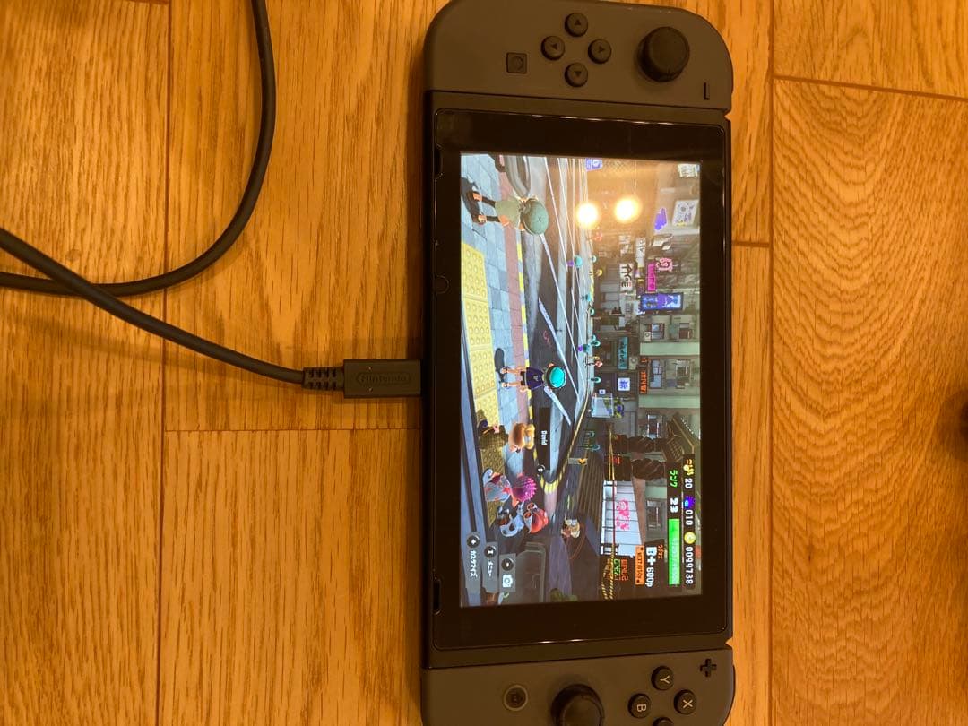 ニンテンドースイッチ　本体　中古　おまけ付き