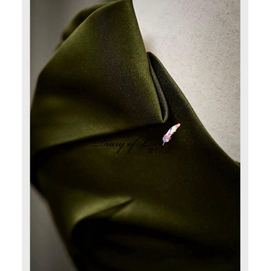 オリーブグリーン ストラップレス ウェディングドレス パーティードレス