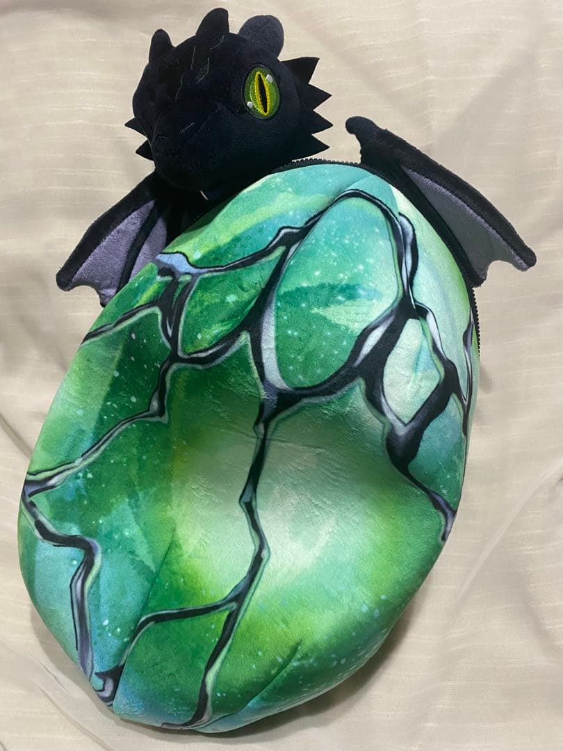 ツイステ マレウスの抱っこぬいぐるみ 幼体ver