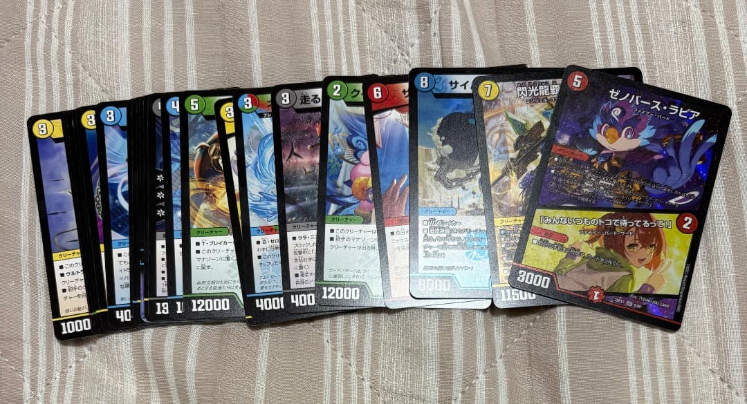 最終値下げ超お得デュエマ引退品、まとめ売り、4デッキ付き、光り物約1000枚