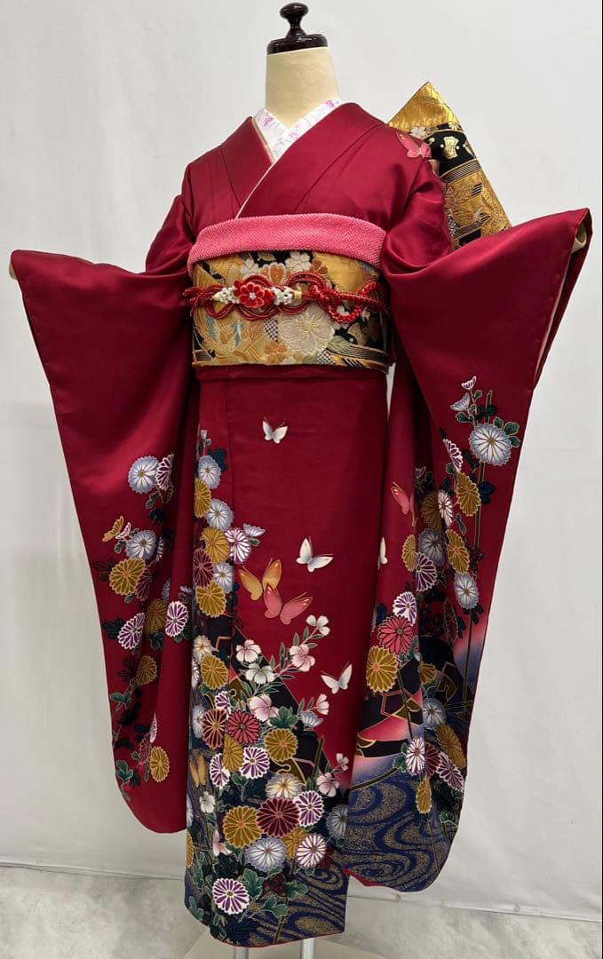 振り袖　フルセット　長襦袢付　金彩加工　刺繍入り　679