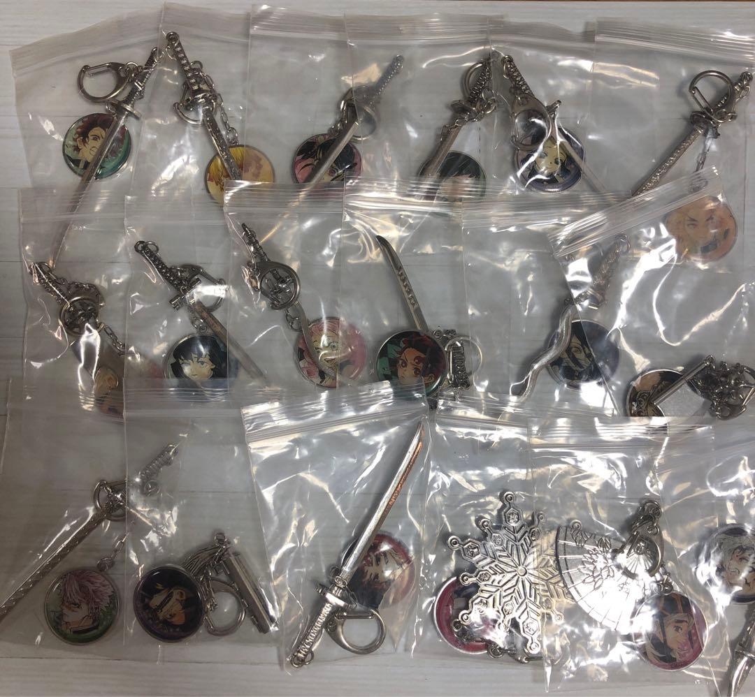 鬼滅の刃　コレクションチャーム　ビッグ　第一弾　第二弾　セミコンプリートセット