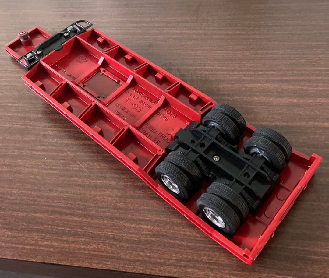 ダイヤペット 三菱ふそうトレーラー 全長44.5cm