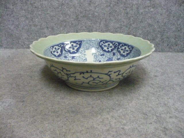 古伊万里 成化年製 青磁 染付 深鉢 [B31460]