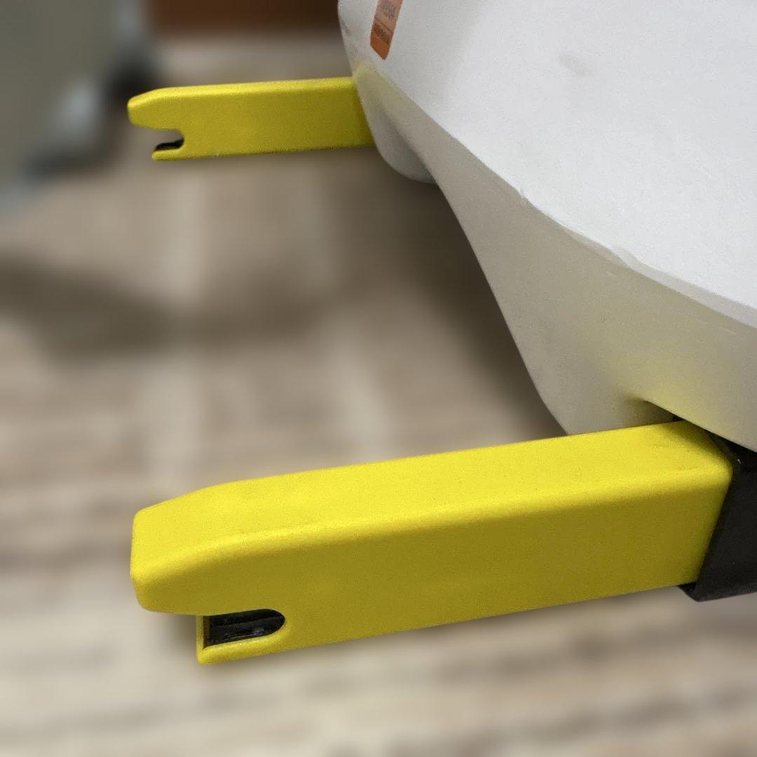 LETTAS(レッタス) チャイルドシート ブルー　ネイビー　回転式