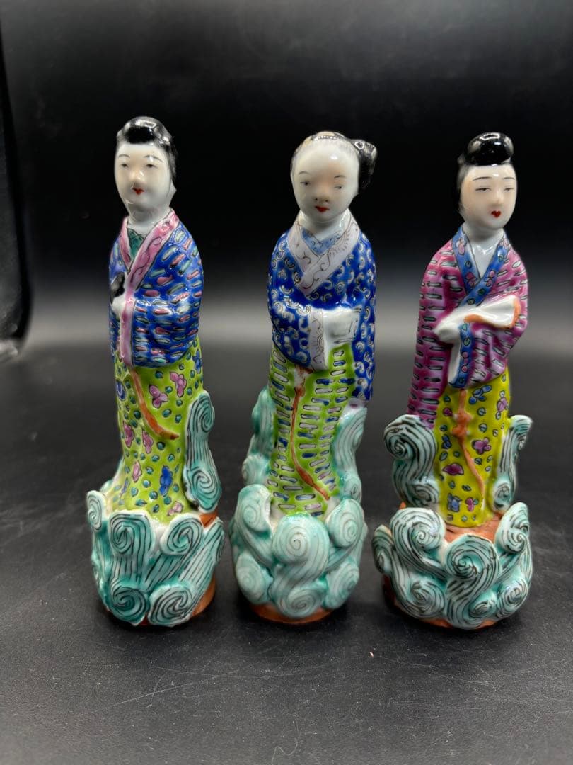 中国美術 古玩 色絵陶人形 陶器人形 高さ約15cm 置物 オブジェ 古董品