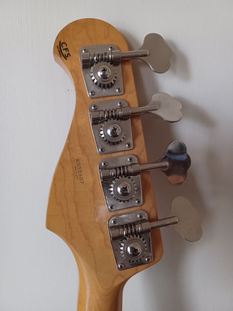 History エレキベース レッド