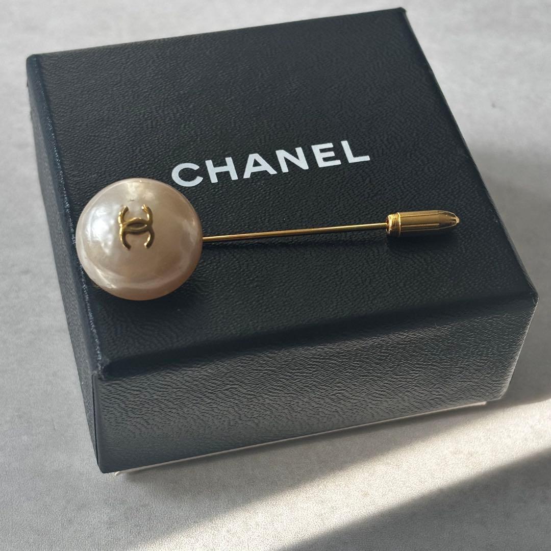 セール！【美品】CHANEL パールピン　ピンブローチ