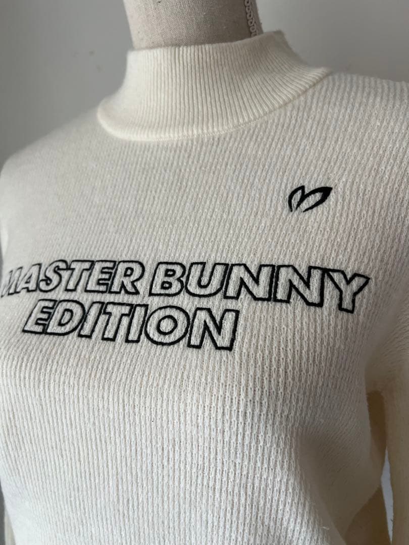 パーリーゲイツマスターバニー　羊毛カシミア刺繍セーター
