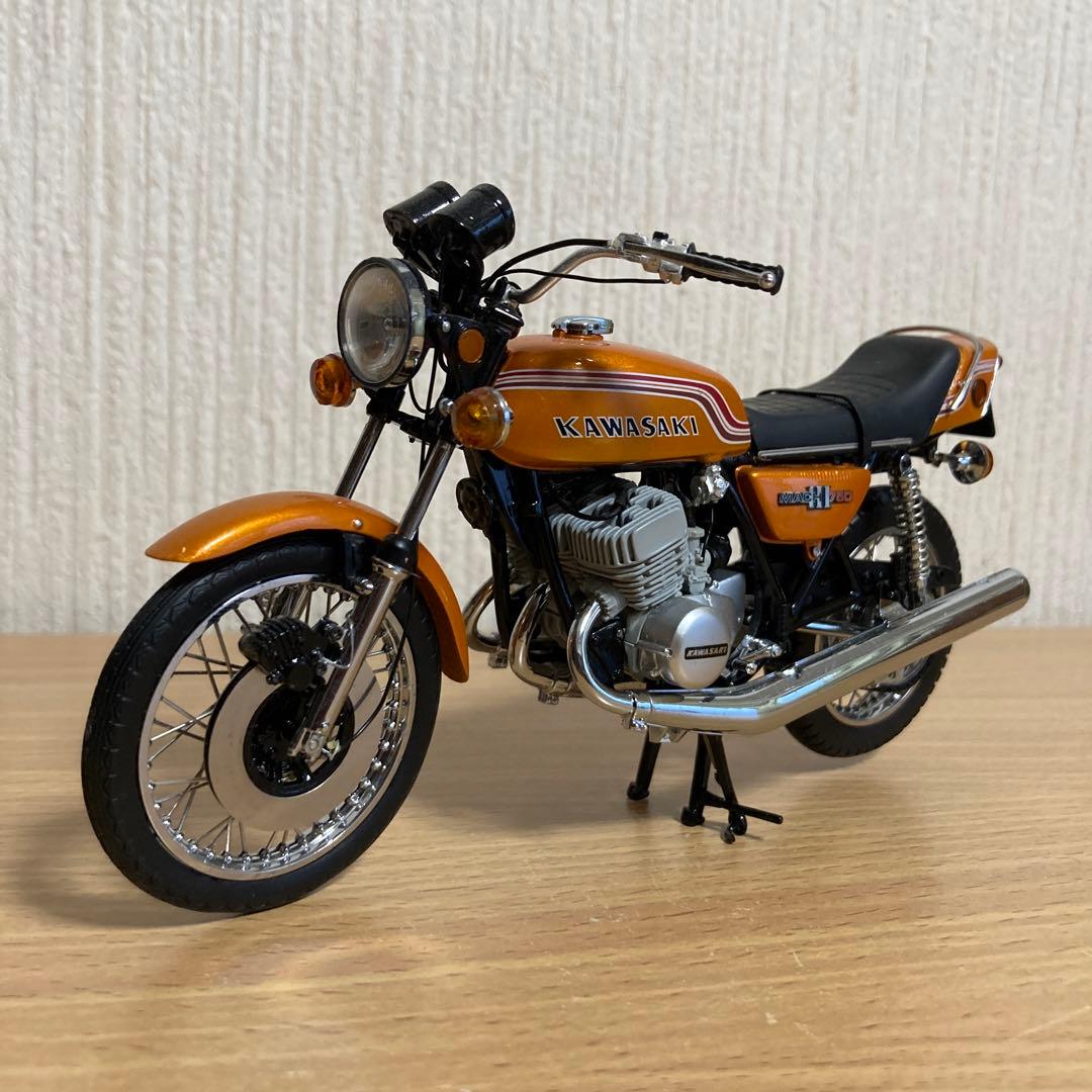 W it's 1/12 Kawasaki MACH Ⅲ 750SS