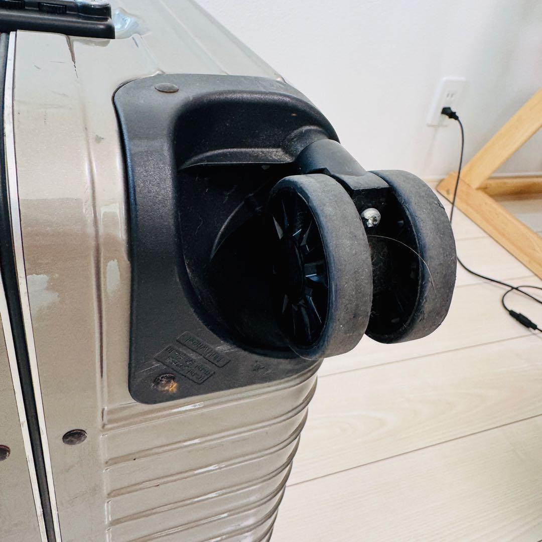 RIMOWA リモワ　スーツケース　4輪　希少品 サンバ MULTIWHEEL