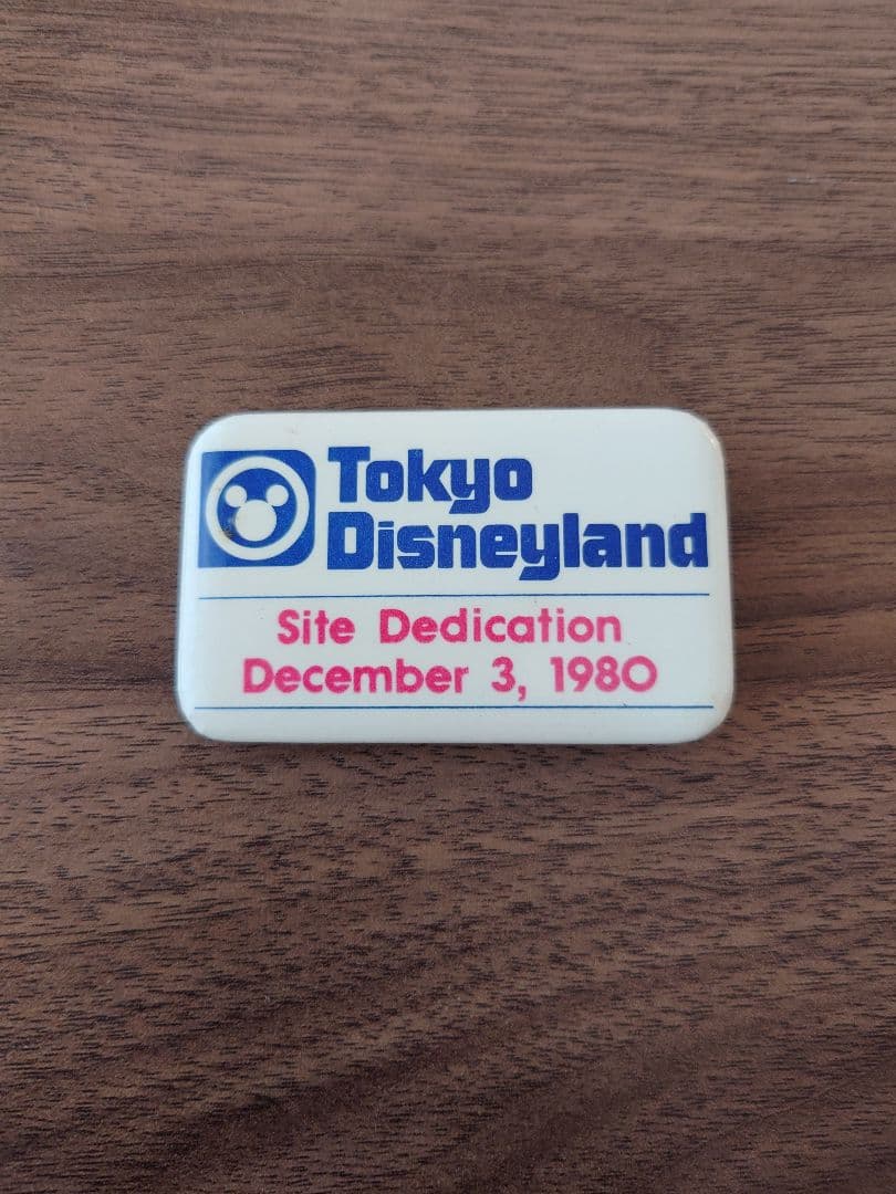 東京ディズニーランド　着工記念　記念バッジ