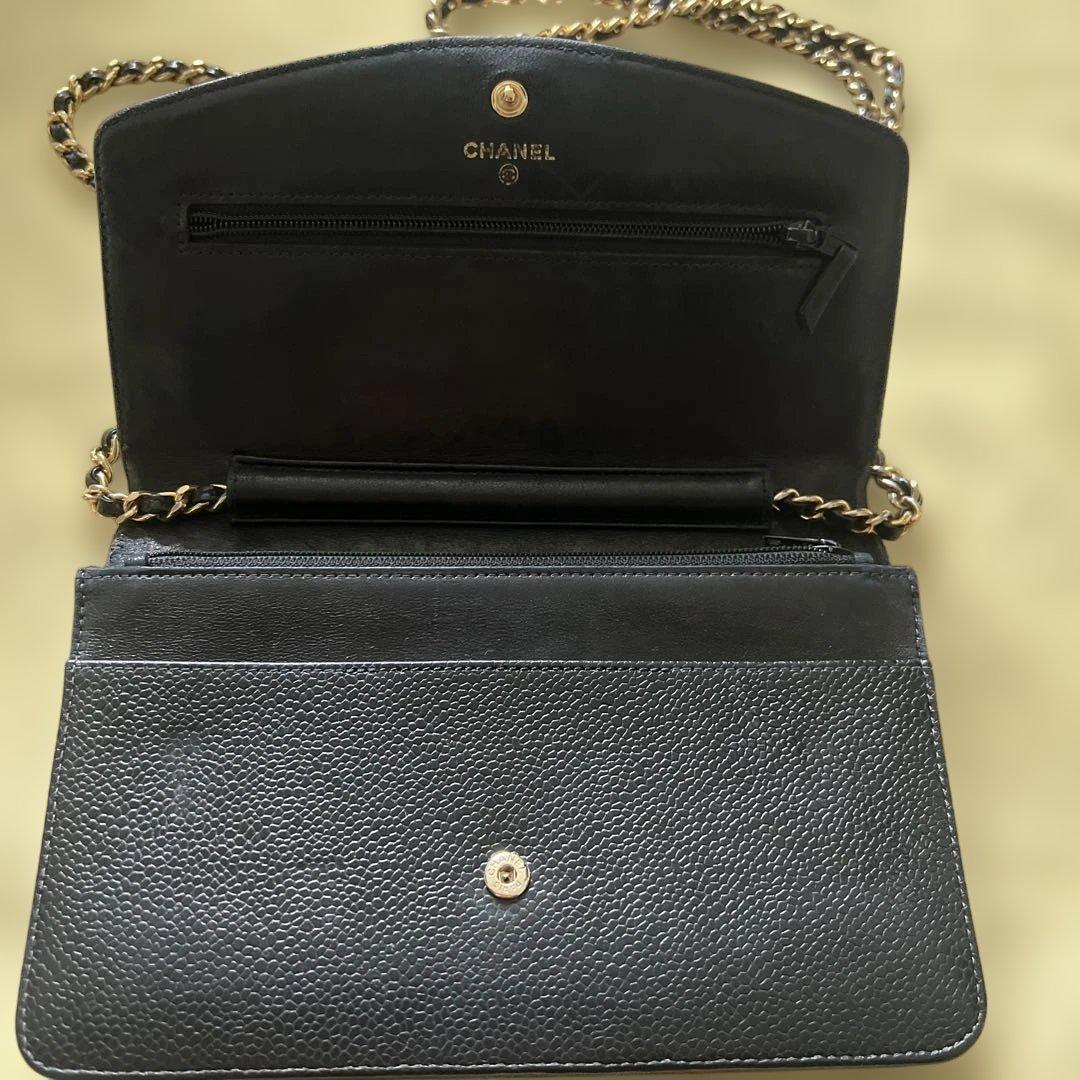 CHANEL シャネル　チェーンウォレット　キャビアスキン　【正規リペア済】