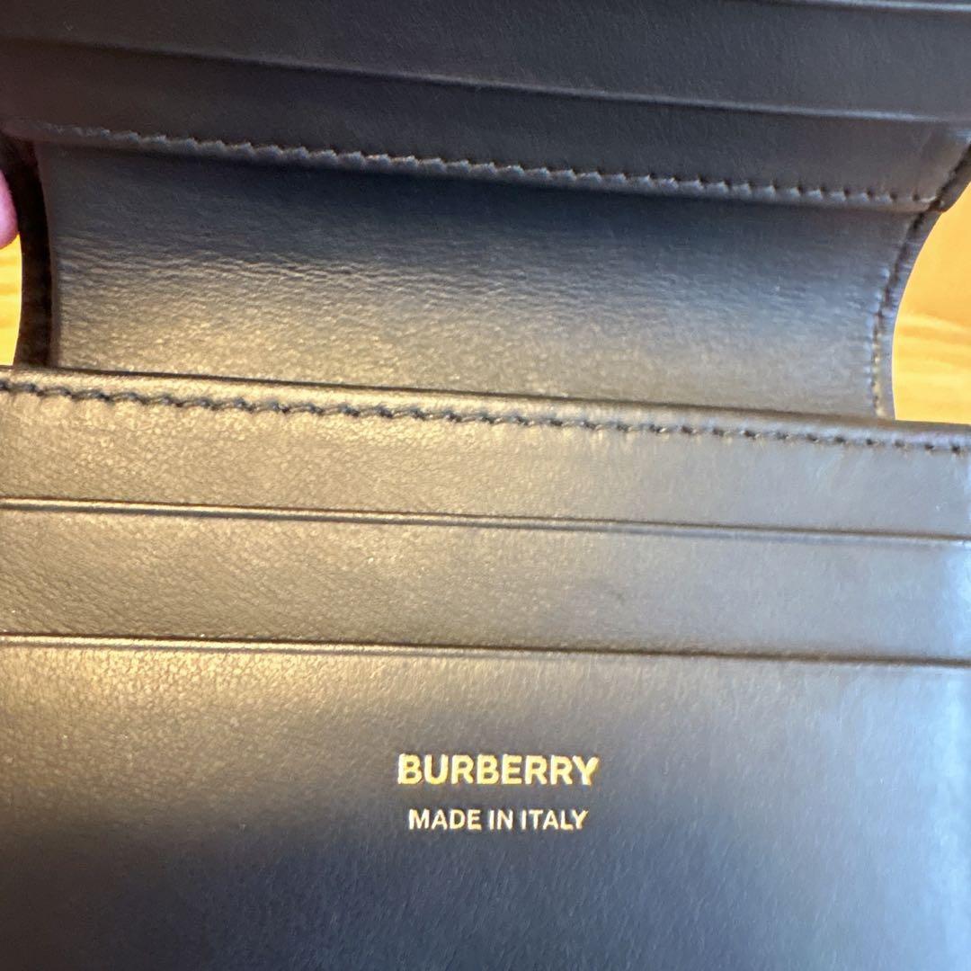 【未使用品】BURBERRY二つ折り財布 TBモノグラム ロゴ　ブラック　革
