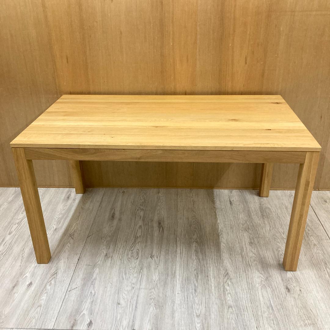 無印良品　ダイニングテーブル　オーク材　天然木　140ｃｍ