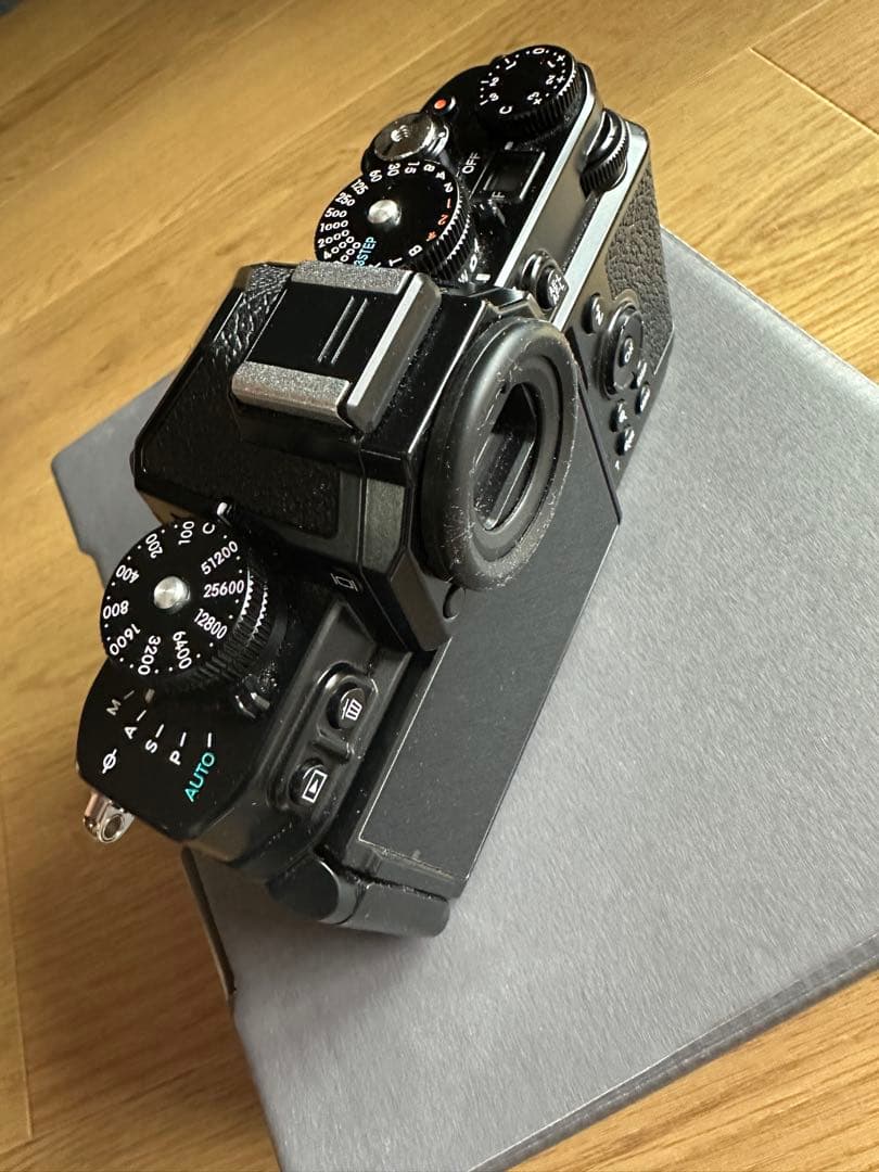 Nikon Z f 一眼レフカメラ 本体と付属品