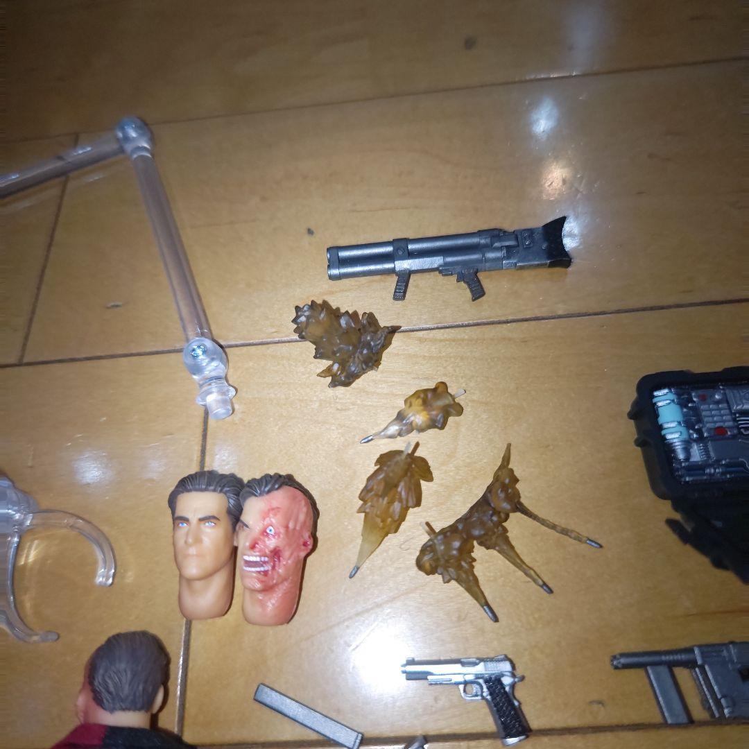 mezcoone:12collective トゥーフェイス