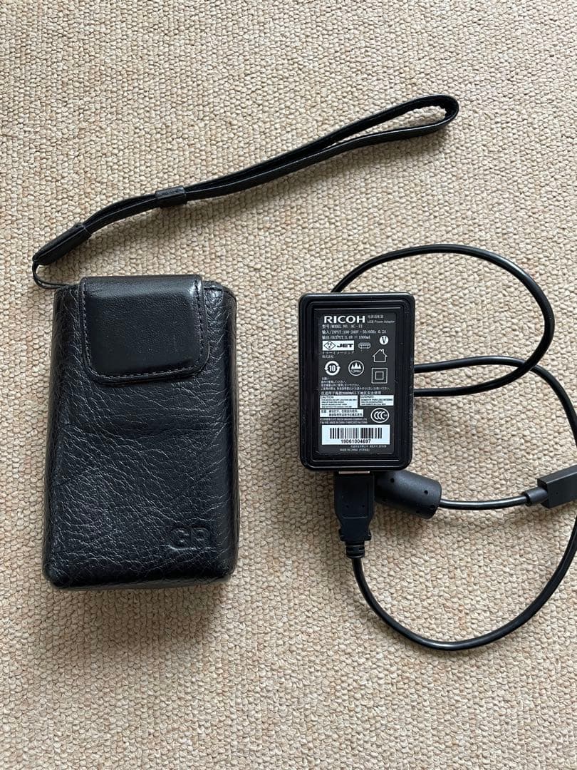 Ricoh GR III 専用革ケース付き　美品