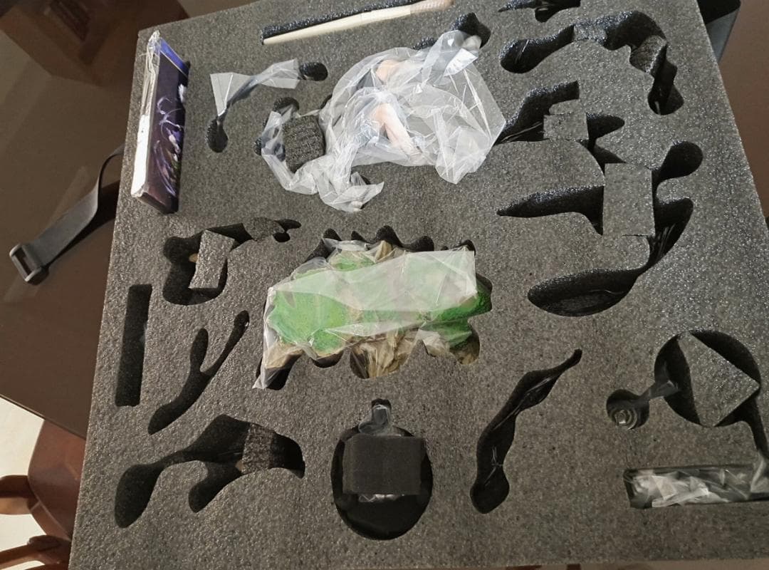 ハンター×ハンター キルア 1/6 フィギュア