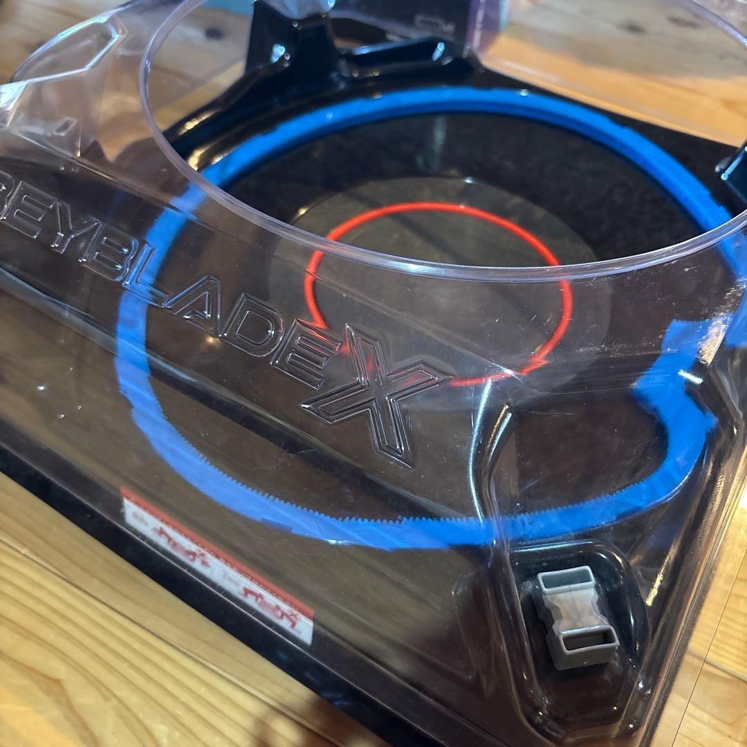 ベイブレードX ダブルエクストリームスタジアムセットと他のベイブレード達たくさん